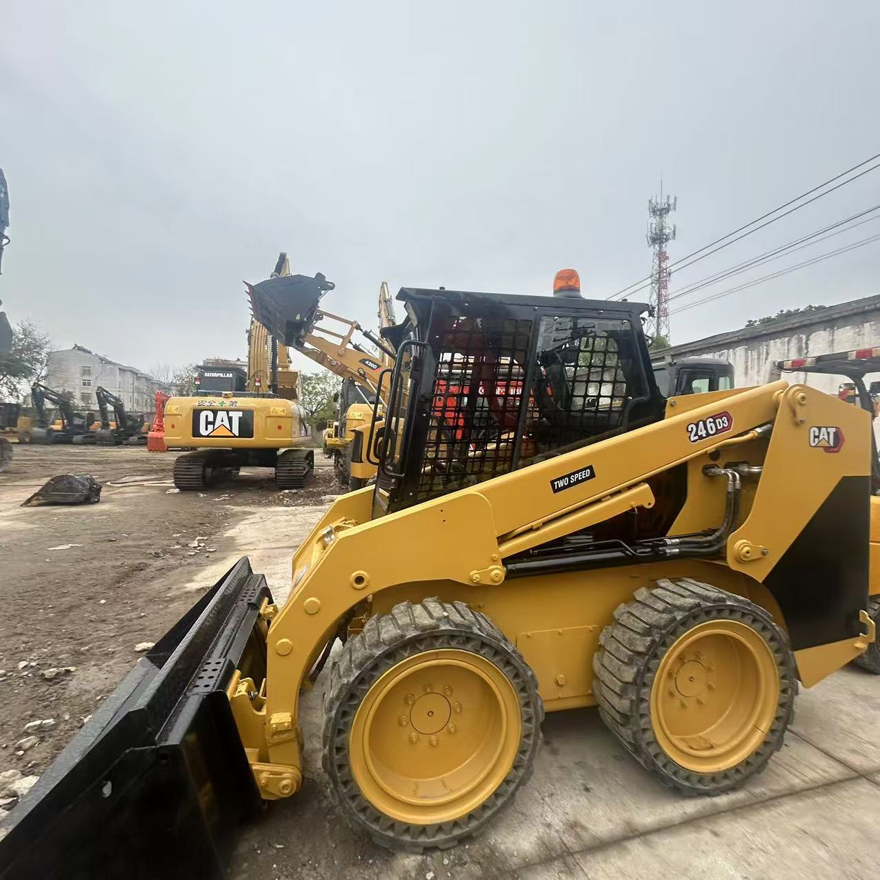 Second hand Cat 246D3 Loader with low Price