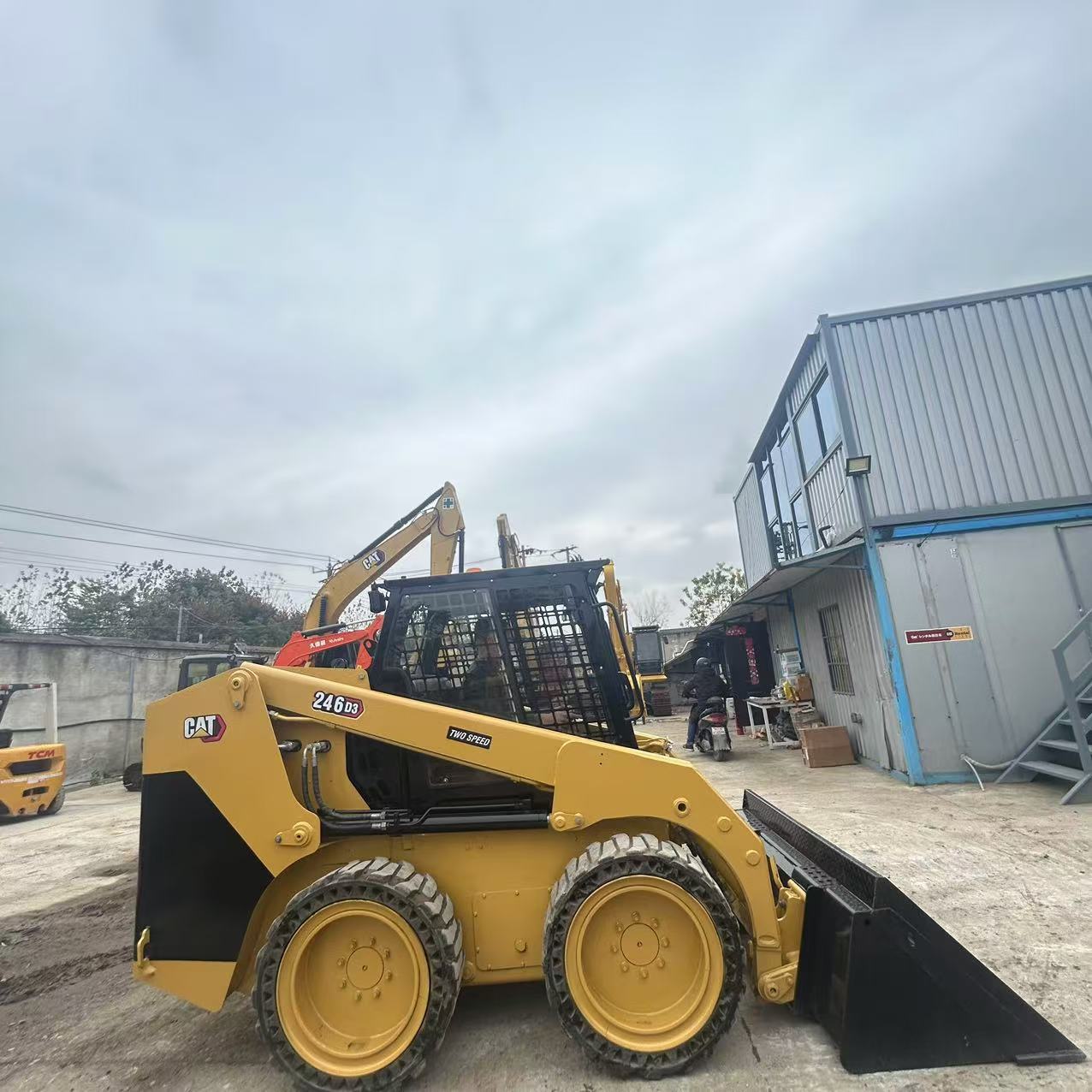 Second hand Cat 246D3 Loader with low Price